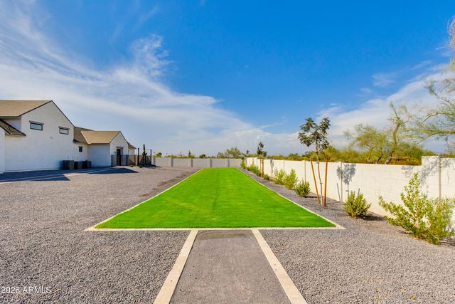 4041 E MOUNTAIN VIEW Road, Phoenix, AZ 85028