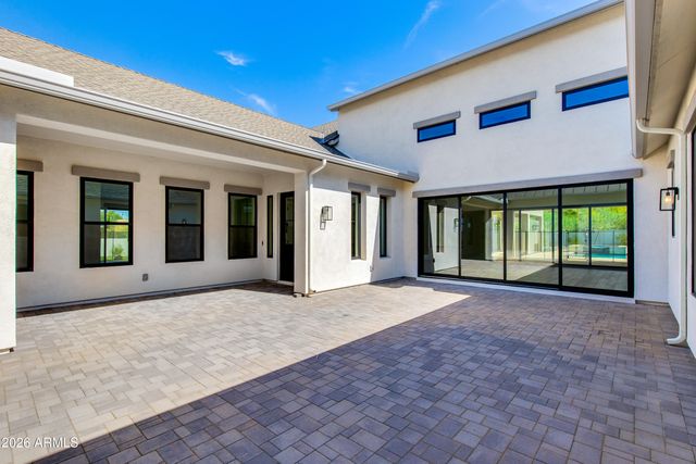 4041 E MOUNTAIN VIEW Road, Phoenix, AZ 85028