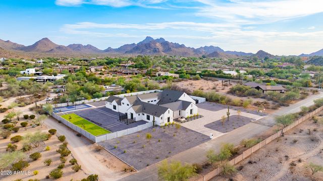 4041 E MOUNTAIN VIEW Road, Phoenix, AZ 85028