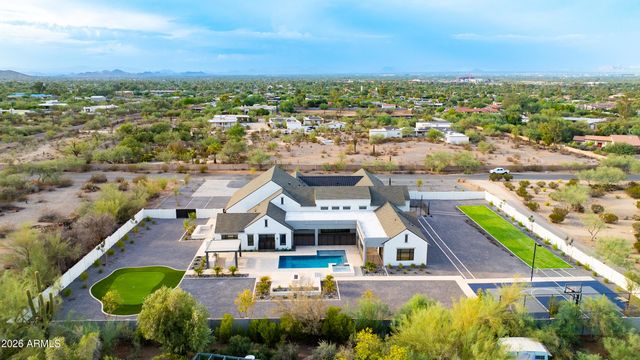 4041 E MOUNTAIN VIEW Road, Phoenix, AZ 85028