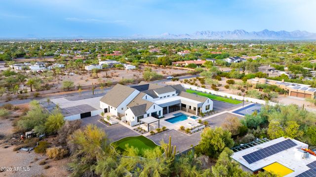 4041 E MOUNTAIN VIEW Road, Phoenix, AZ 85028