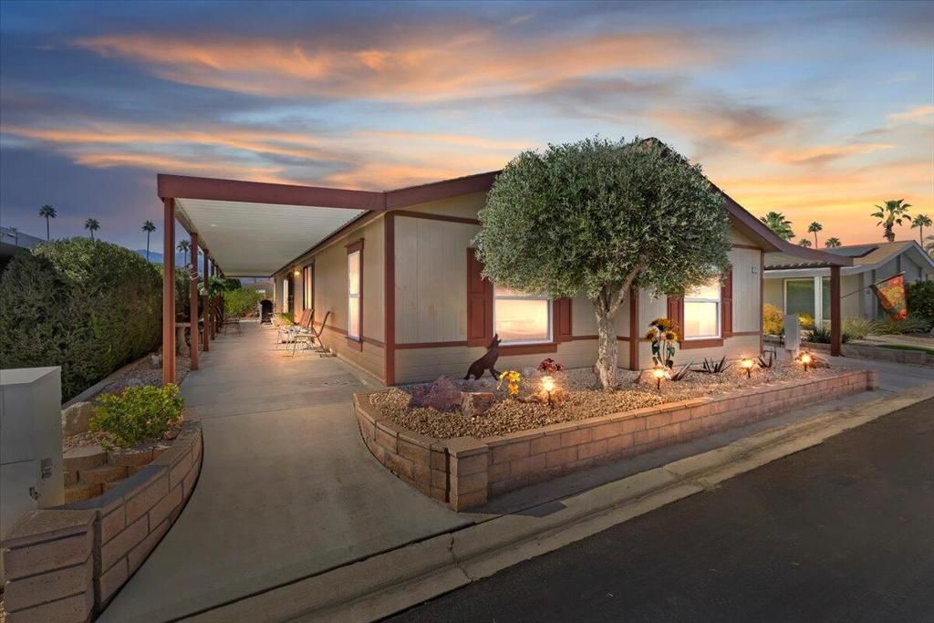 73450 Country Club Drive 22, Palm Desert, CA 92260