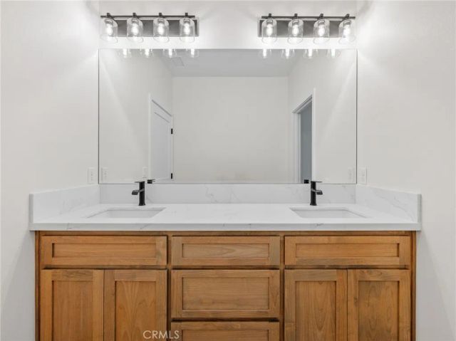 23842 Cahuilla, Apple Valley, CA 92307