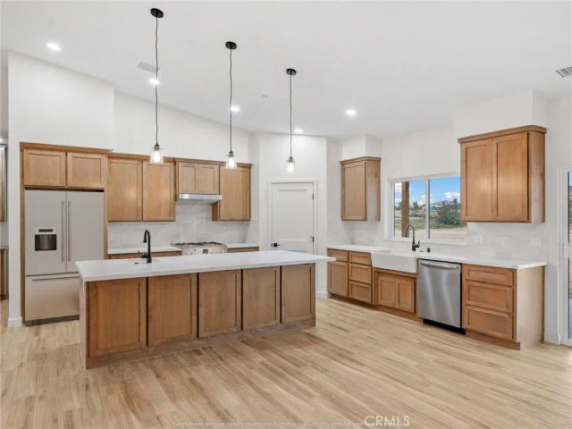 23842 Cahuilla, Apple Valley, CA 92307