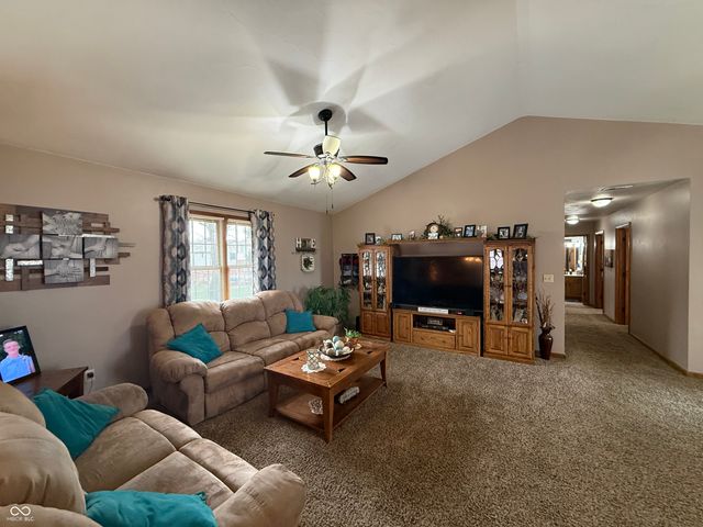 825 E Barachel Lane, Greensburg, IN 47240