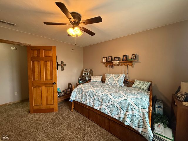 825 E Barachel Lane, Greensburg, IN 47240