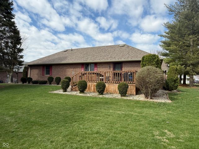 825 E Barachel Lane, Greensburg, IN 47240