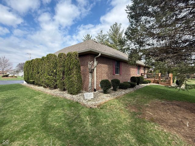 825 E Barachel Lane, Greensburg, IN 47240