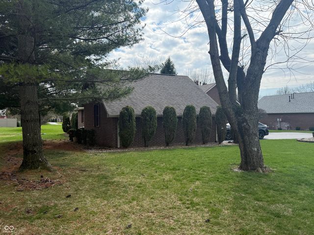 825 E Barachel Lane, Greensburg, IN 47240