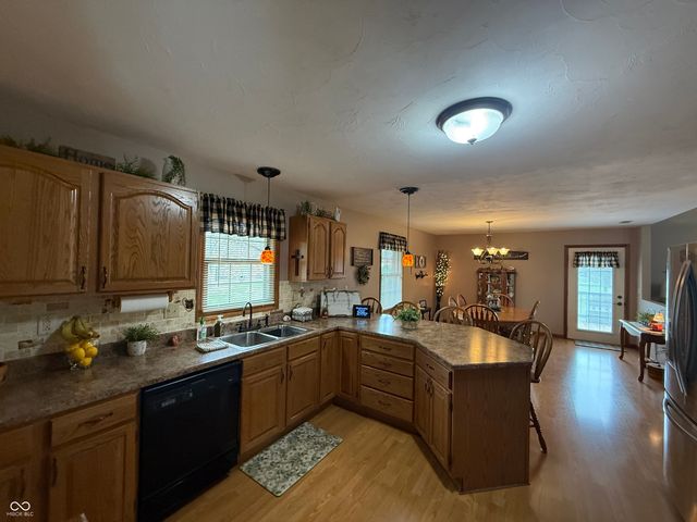 825 E Barachel Lane, Greensburg, IN 47240