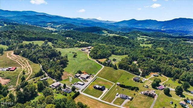 120 Willocks Road, Johnson City, TN 37601