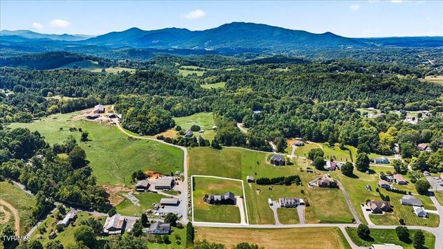 120 Willocks Road, Johnson City, TN 37601