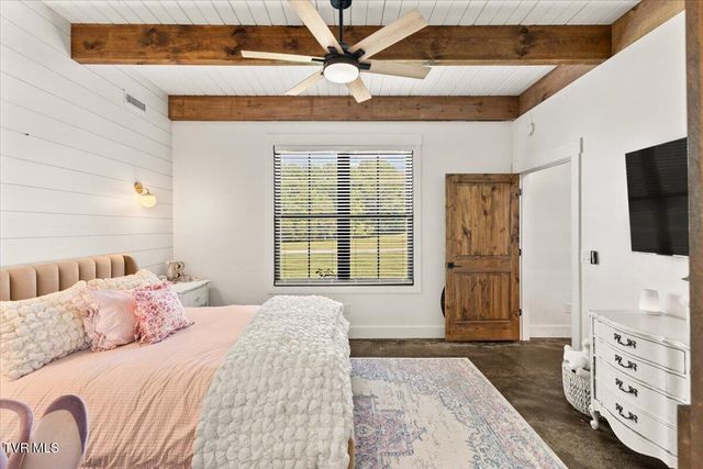 120 Willocks Road, Johnson City, TN 37601