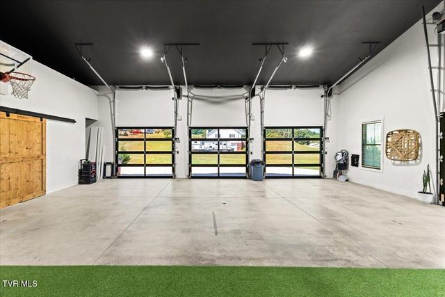 120 Willocks Road, Johnson City, TN 37601