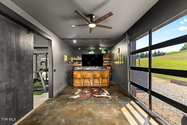 120 Willocks Road, Johnson City, TN 37601