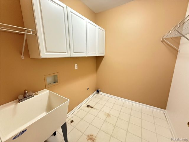 9032 Solitude Lane, Van Buren Charter Township, MI 48111