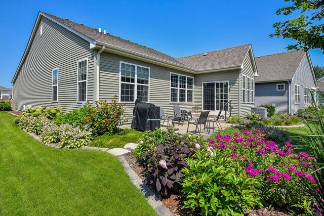 2612 Drexel Drive, Naperville, IL 60564