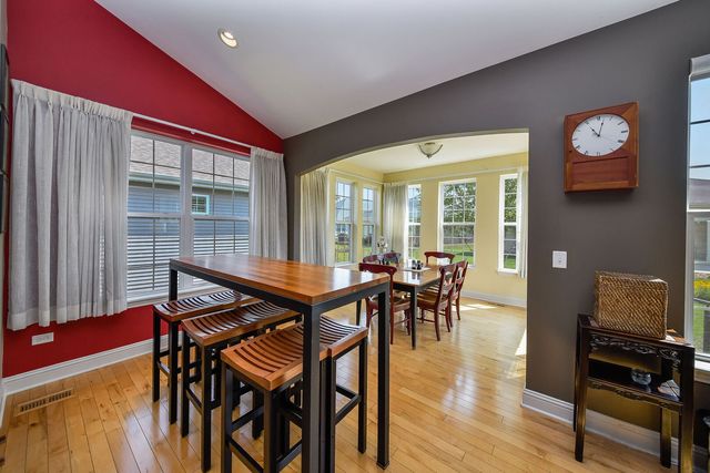 2612 Drexel Drive, Naperville, IL 60564