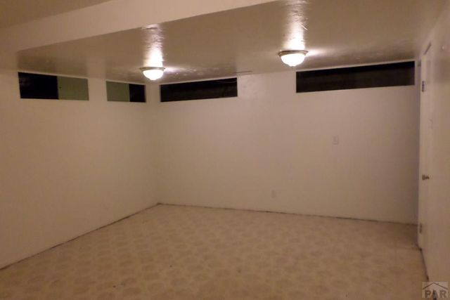 709 Airlane Ave, Pueblo, CO 81005