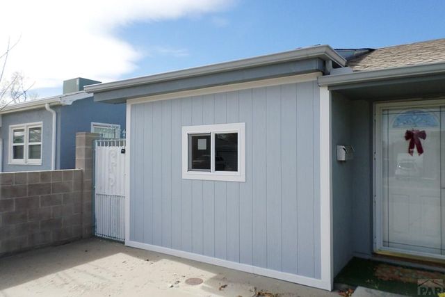 709 Airlane Ave, Pueblo, CO 81005