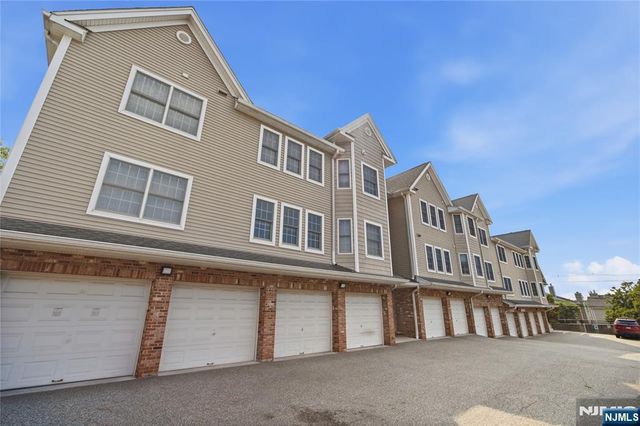 270 Grand Avenue 4C, Palisades Park, NJ 07650