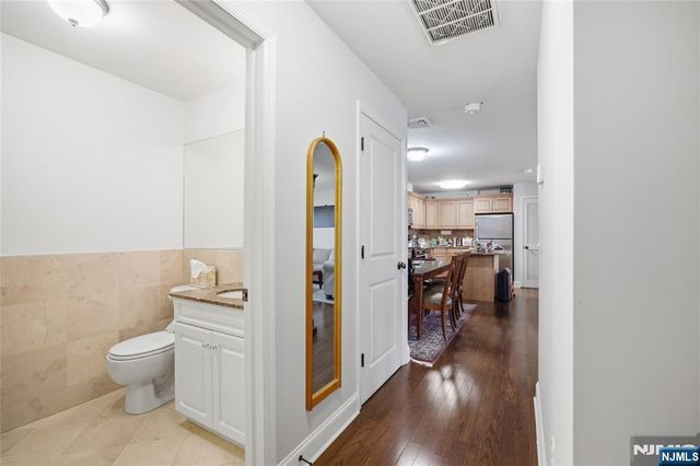 270 Grand Avenue 4C, Palisades Park, NJ 07650