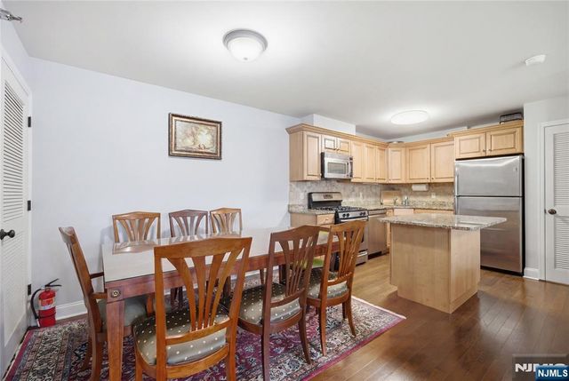 270 Grand Avenue 4C, Palisades Park, NJ 07650