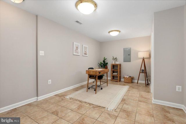 9344 SIGNAL STATION DR, Manassas, VA 20111