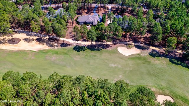 20 Strathaven Drive, Pinehurst, NC 28374