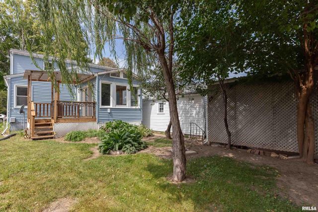 3831 STURDEVANT Street, Davenport, IA 52806