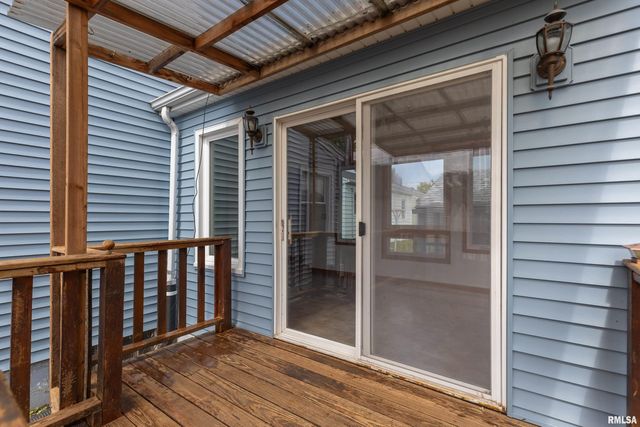 3831 STURDEVANT Street, Davenport, IA 52806