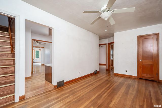 3831 STURDEVANT Street, Davenport, IA 52806