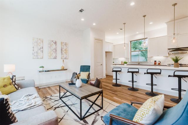1414 Wichman Street, Houston, TX 77007