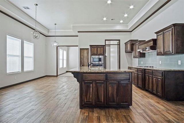 5348 Starling Way, Oklahoma City, OK 73179