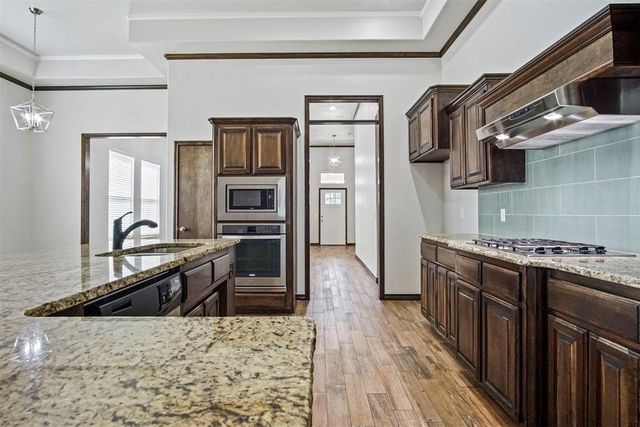 5348 Starling Way, Oklahoma City, OK 73179