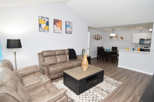 10265 GANDY BOULEVARD N 1002, St Petersburg, FL 33702