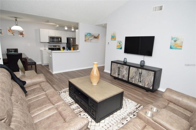 10265 GANDY BOULEVARD N 1002, St Petersburg, FL 33702