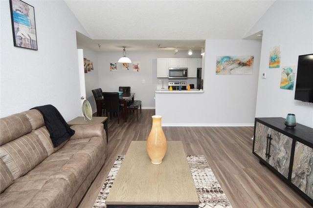 10265 GANDY BOULEVARD N 1002, St Petersburg, FL 33702