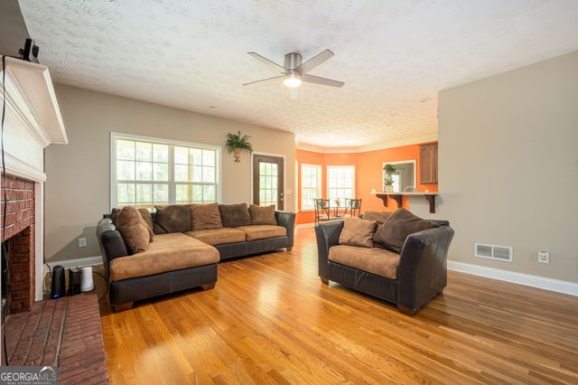 1603 Highway 16 E, Jackson, GA 30233
