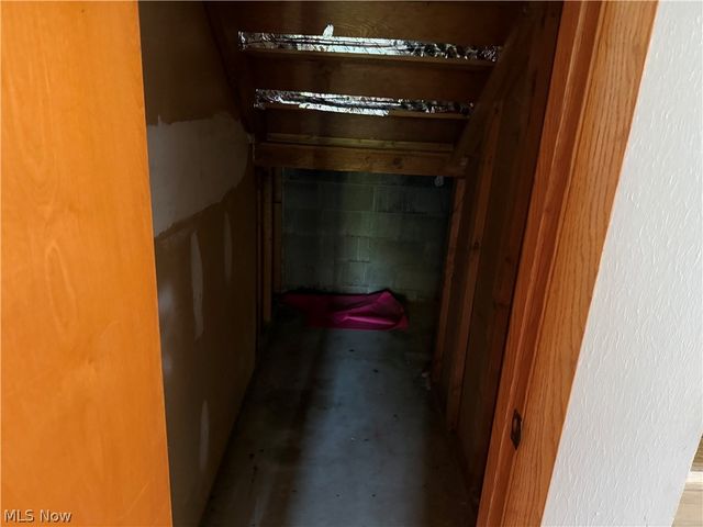 147 E Lubeck Hills Drive, Washington, WV 26181