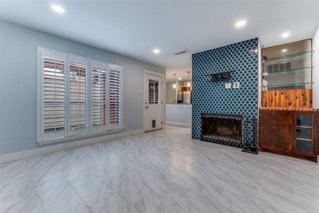 3935 Buena Vista Street F, Dallas, TX 75204