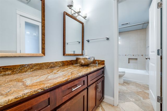 3935 Buena Vista Street F, Dallas, TX 75204