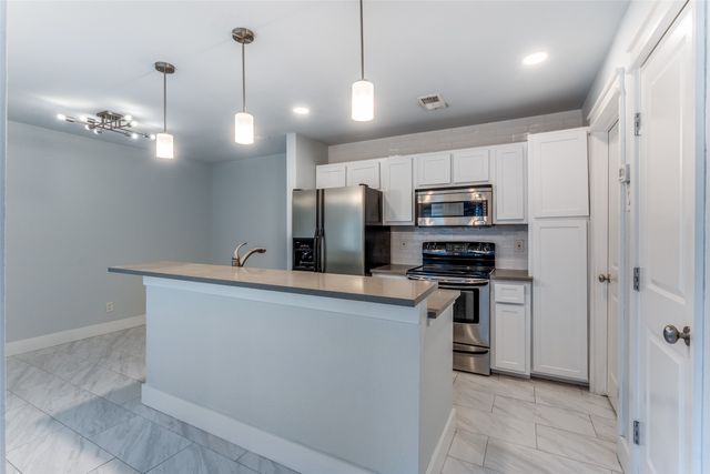 3935 Buena Vista Street F, Dallas, TX 75204