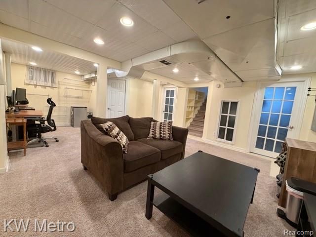 302 E Bloomfield Avenue, Royal Oak, MI 48073