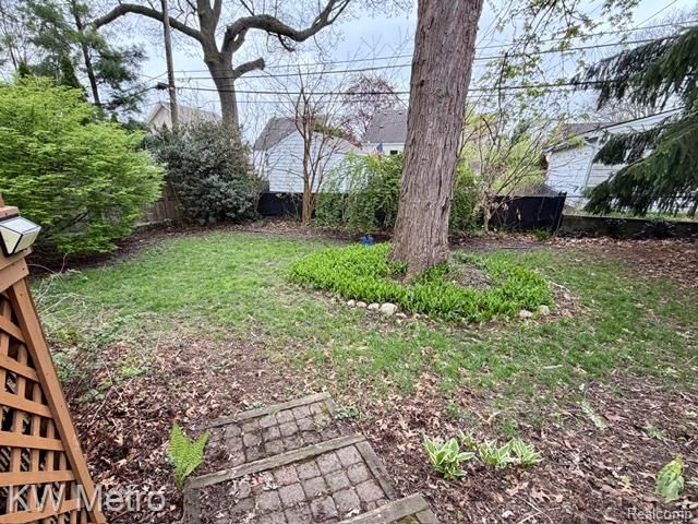 302 E Bloomfield Avenue, Royal Oak, MI 48073