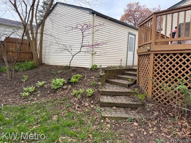 302 E Bloomfield Avenue, Royal Oak, MI 48073