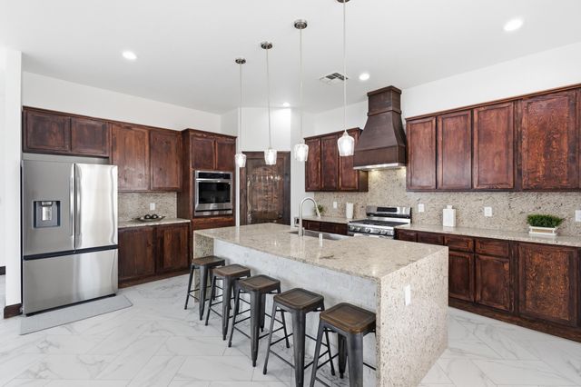 1209 11th Street SE, Rio Rancho, NM 87124