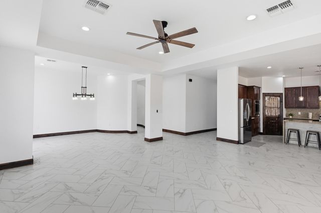 1209 11th Street SE, Rio Rancho, NM 87124