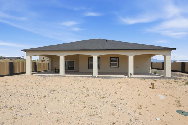 1209 11th Street SE, Rio Rancho, NM 87124