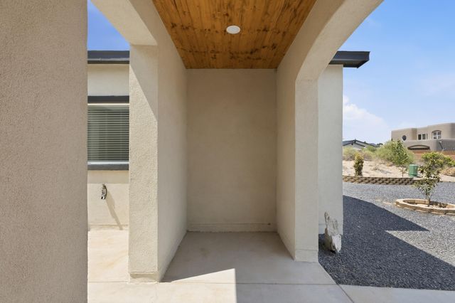 1209 11th Street SE, Rio Rancho, NM 87124